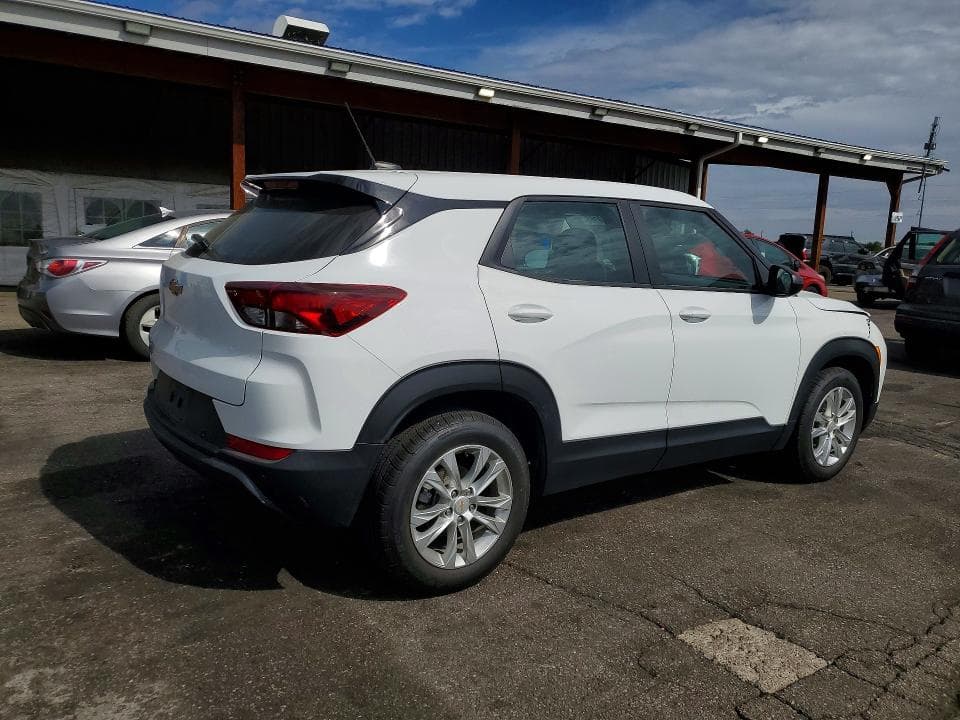2021 CHEVROLET TRAILBLAZER LS 3