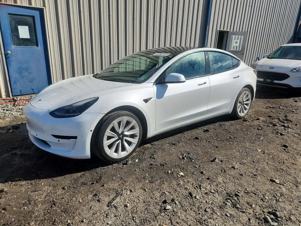 2022 TESLA MODEL 3 - 1