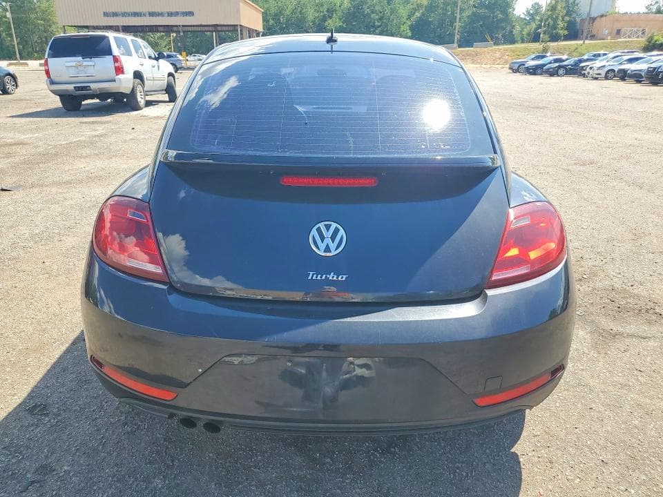 2019 VOLKSWAGEN BEETLE S 6
