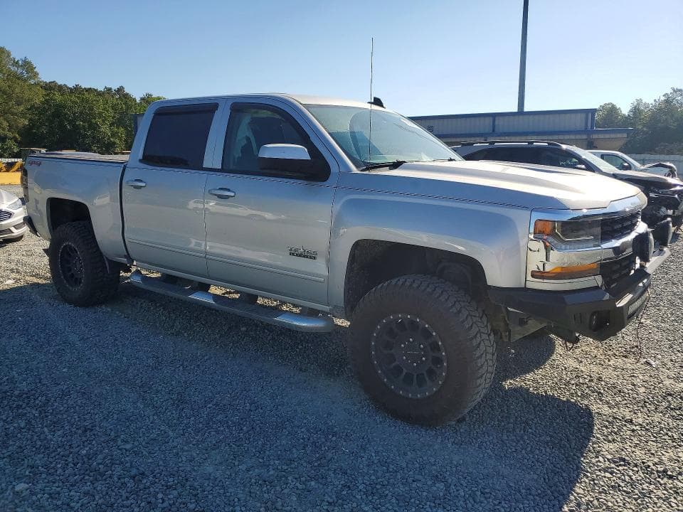 2017 CHEVROLET SILVERADO K1500 LT 4