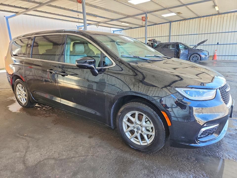 2025 CHRYSLER PACIFICA SELECT 4