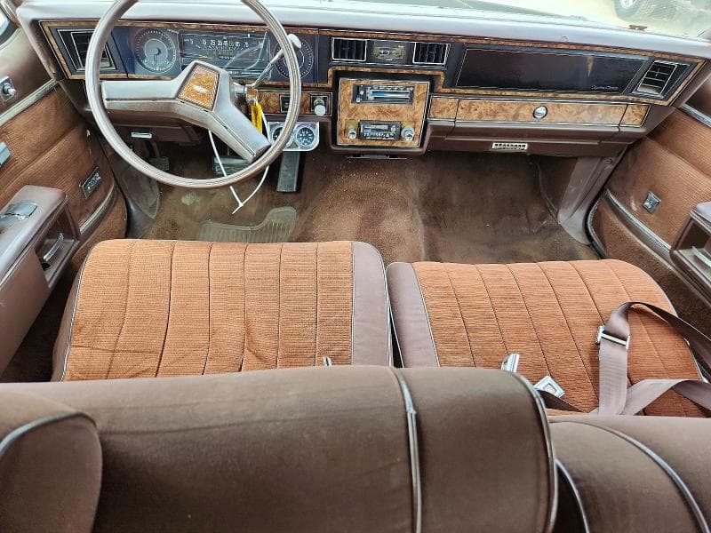 1983 CHEVROLET CAPRICE CLASSIC 8