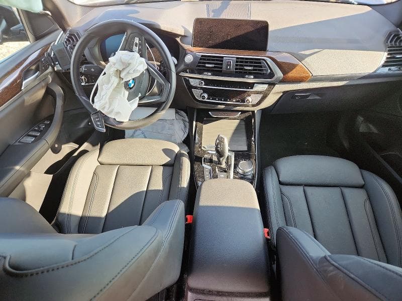 2021 BMW X3 XDRIVE30E 8