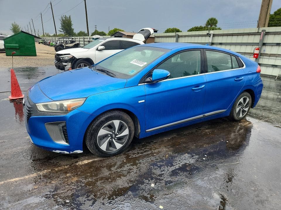 2017 HYUNDAI IONIQ SEL