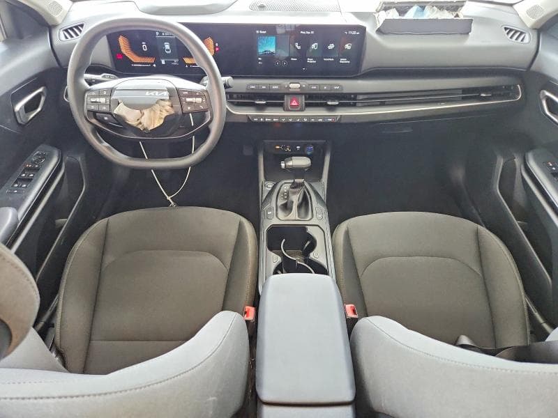 2026 KIA K4 LXS 8