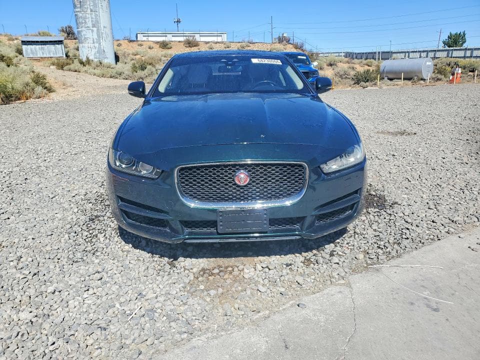 2017 JAGUAR XE PREMIUM 5
