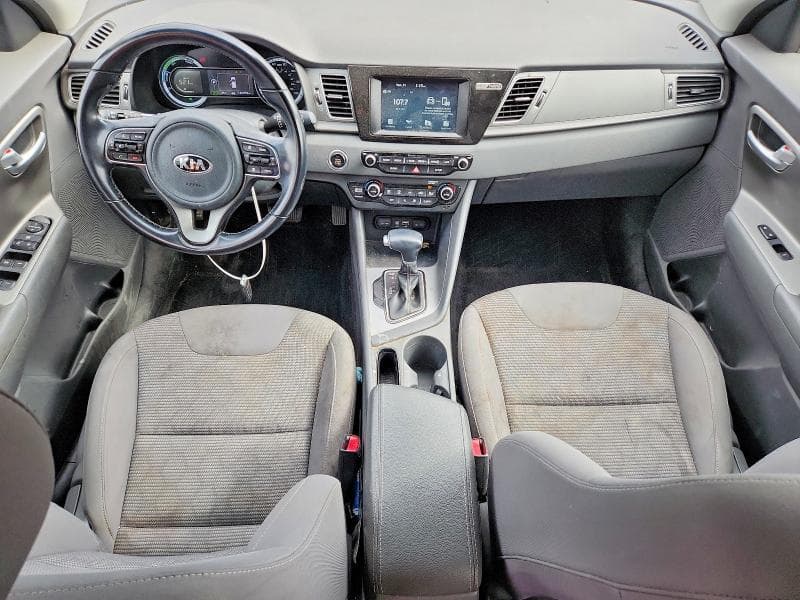 2019 KIA NIRO LX 8