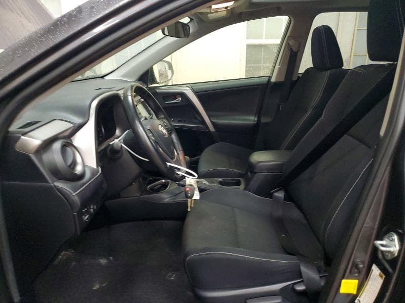 2017 TOYOTA RAV4 XLE 7