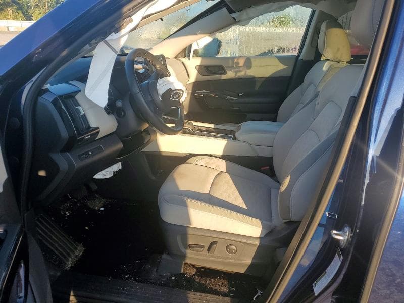 2024 NISSAN PATHFINDER SV 7