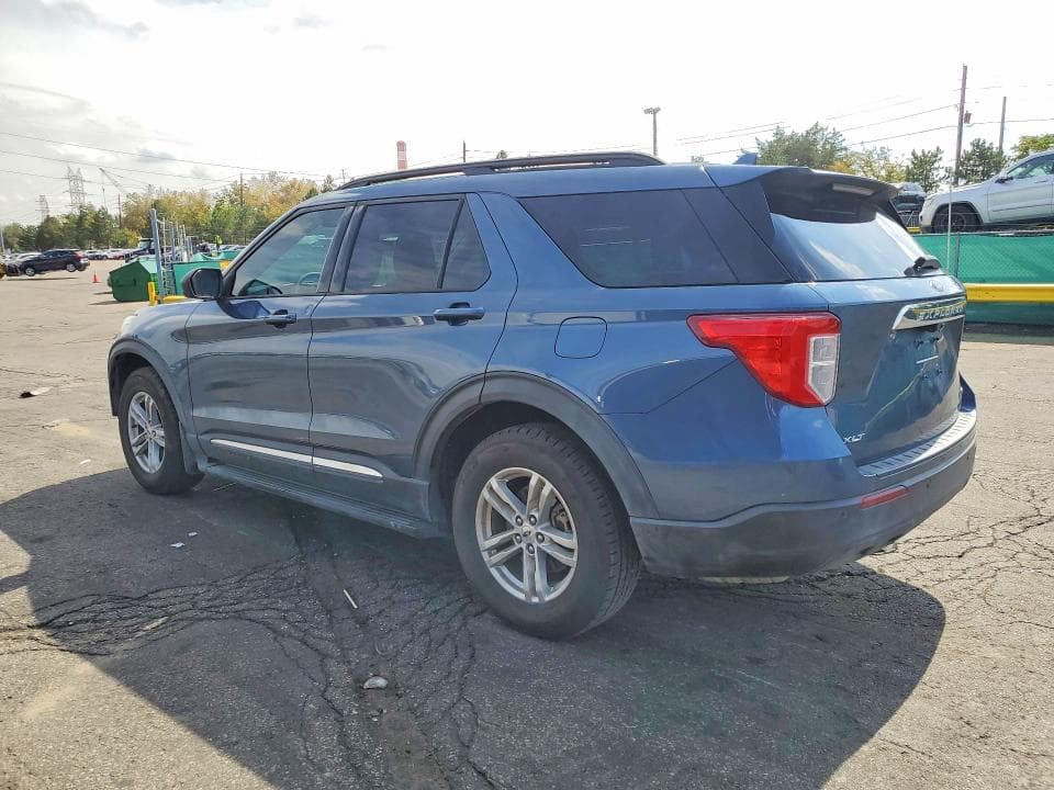 2020 FORD EXPLORER XLT 2