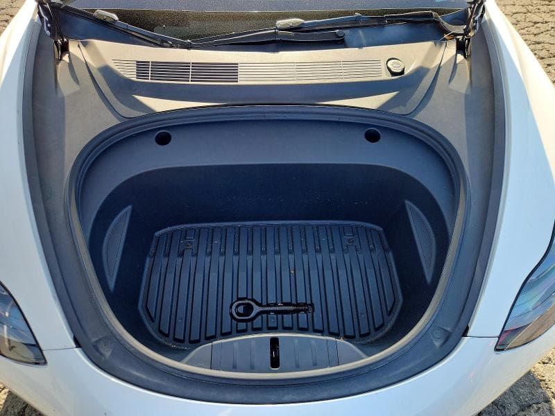 2023 TESLA MODEL 3 11