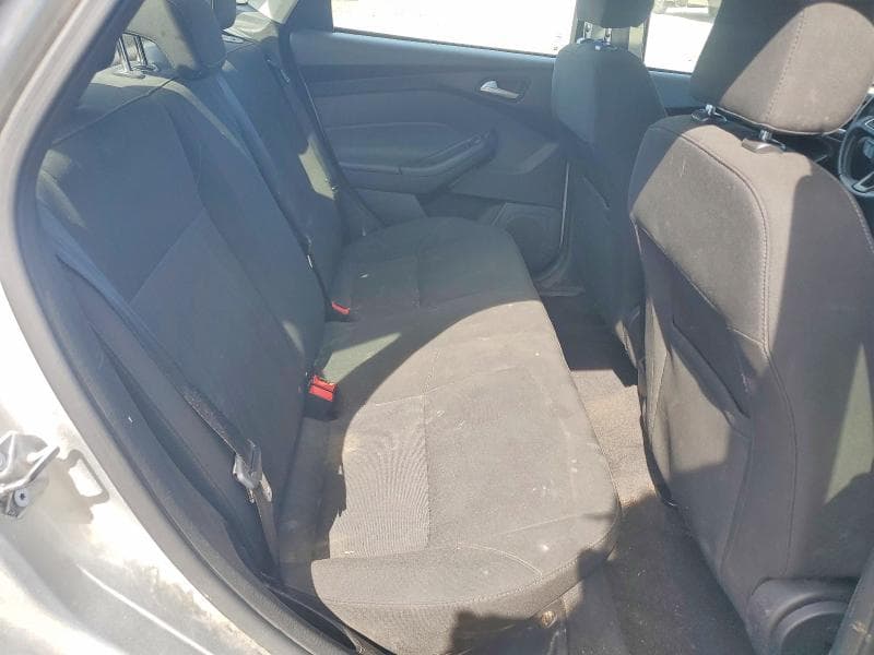 2017 FORD FOCUS SE 10