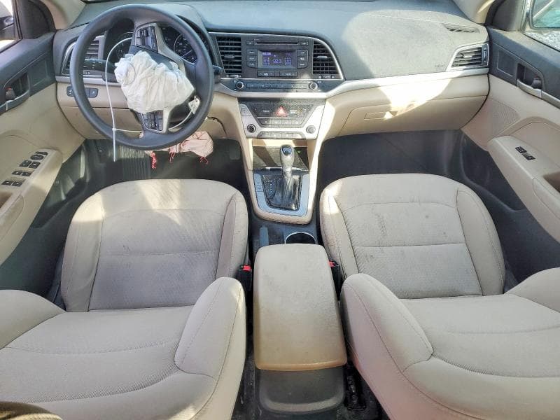 2018 HYUNDAI ELANTRA SE 8