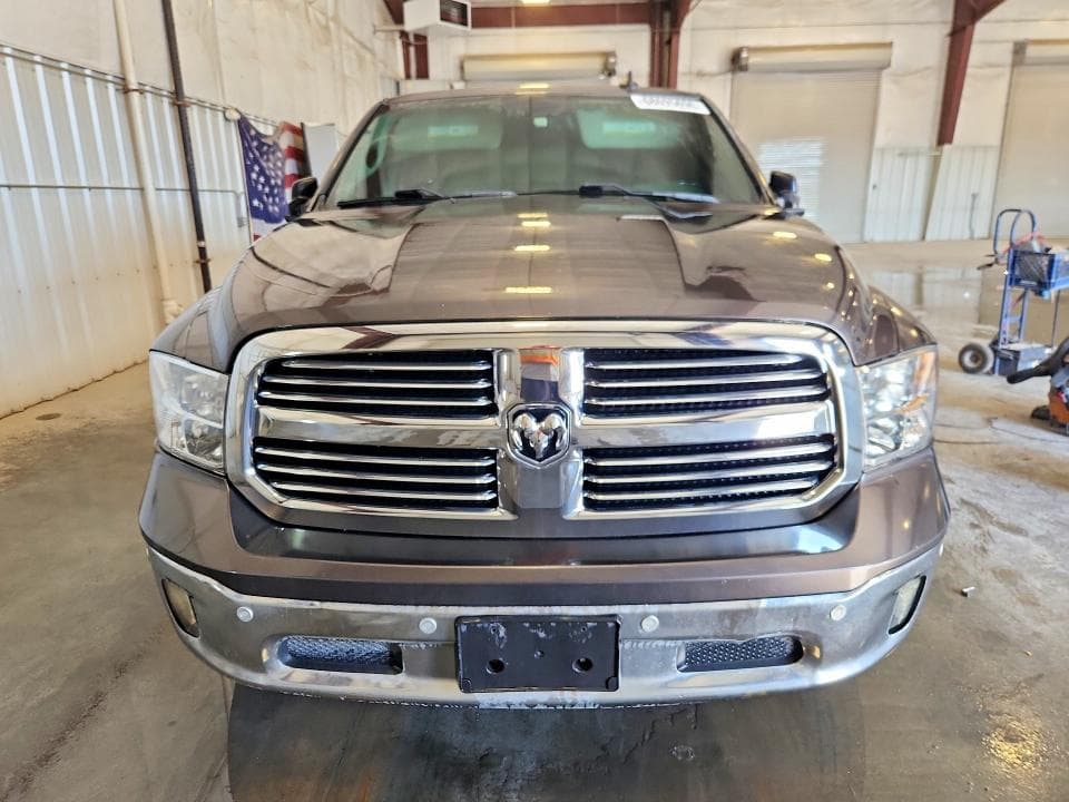 2018 RAM 1500 SLT 5