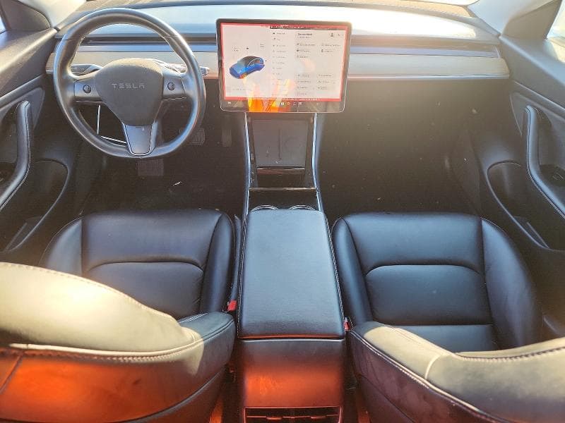 2018 TESLA MODEL 3 8
