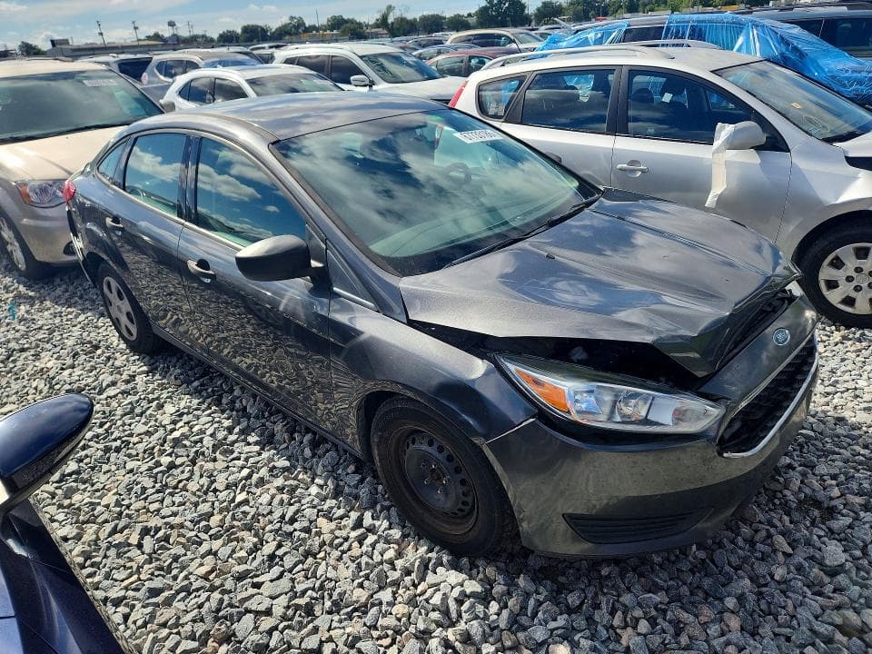 2018 FORD FOCUS S 4