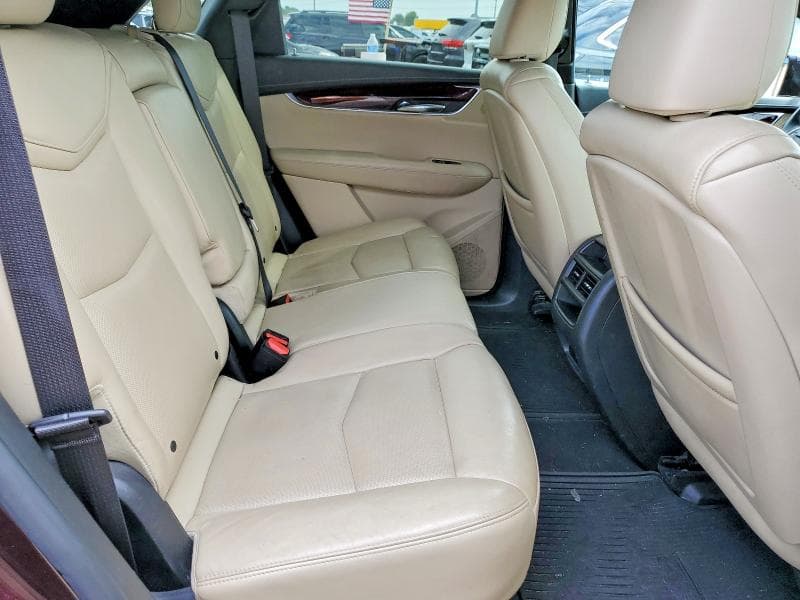 2017 CADILLAC XT5 LUXURY 11