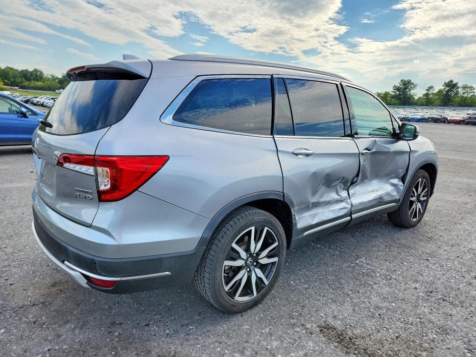 2021 HONDA PILOT TOURING 3