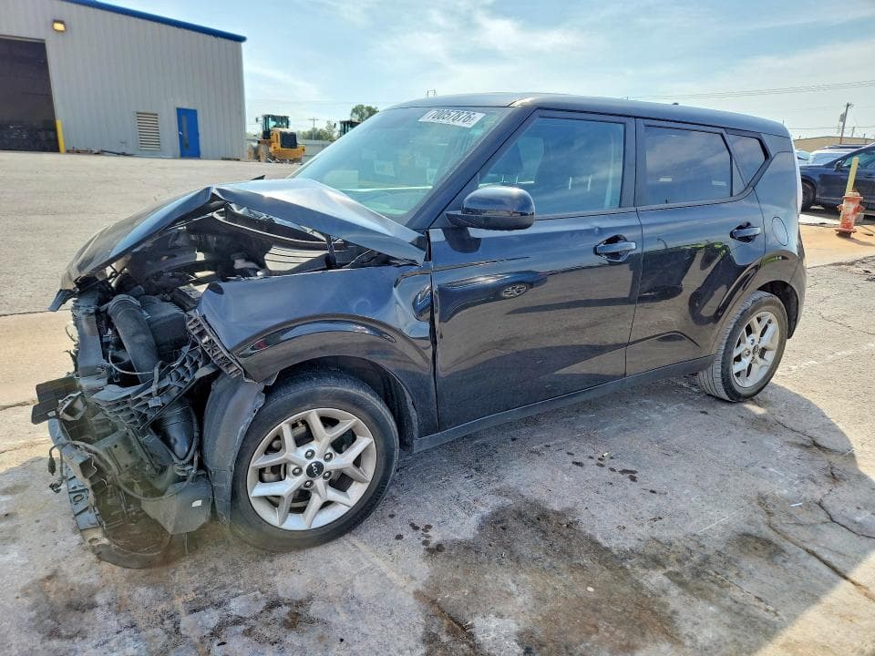 2023 KIA SOUL LX