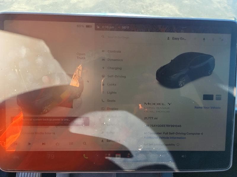 2024 TESLA MODEL Y 9