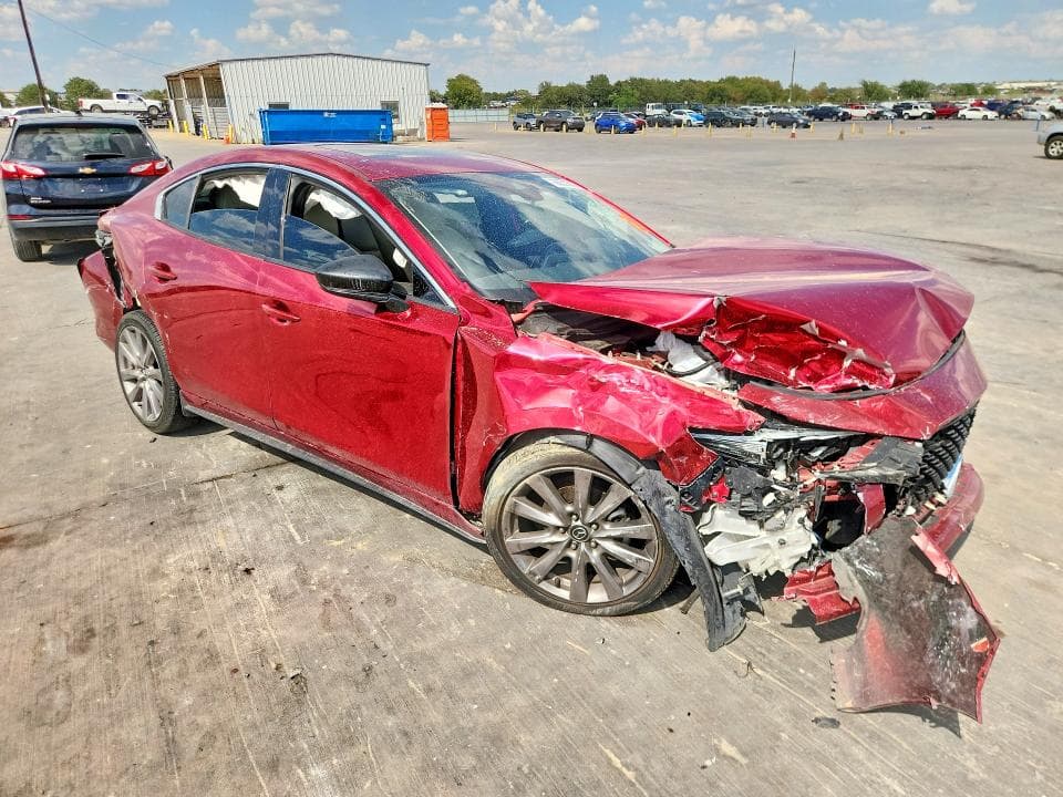 2019 MAZDA 3 PREFERRED PLUS 4
