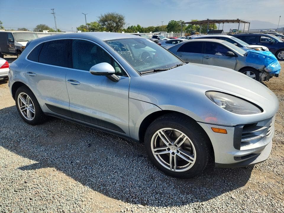 2020 PORSCHE MACAN S 4