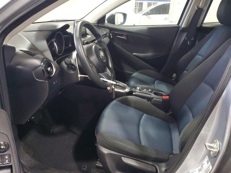 2017 TOYOTA YARIS IA BASE 7