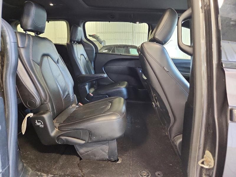 2019 CHRYSLER PACIFICA TOURING L PLUS 11
