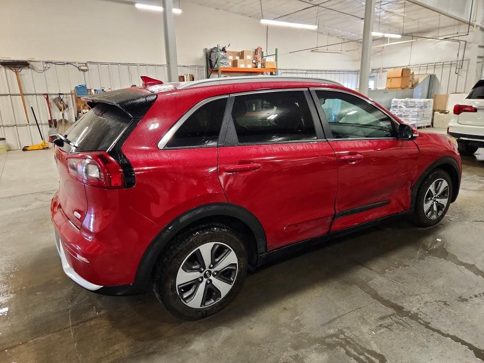 2017 KIA NIRO EX 3