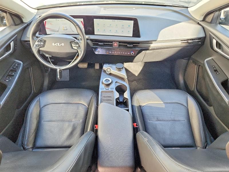 2023 KIA EV6 WIND 8