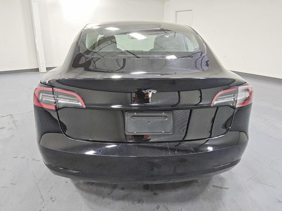 2023 TESLA MODEL 3 6