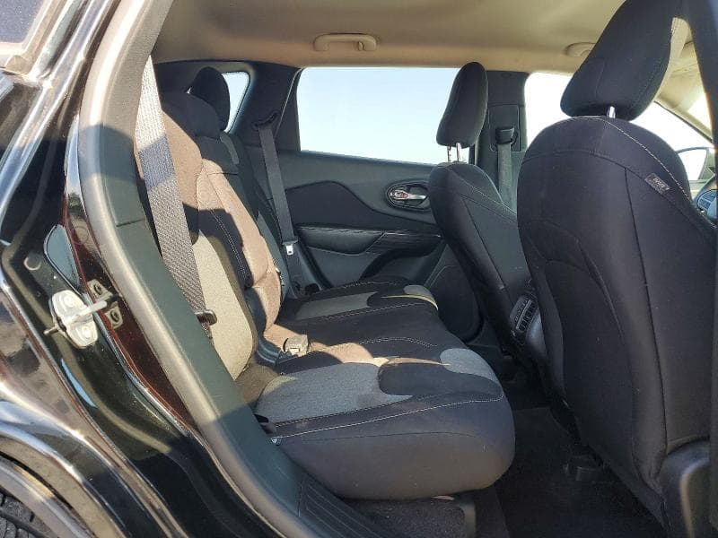 2017 JEEP CHEROKEE SPORT 11