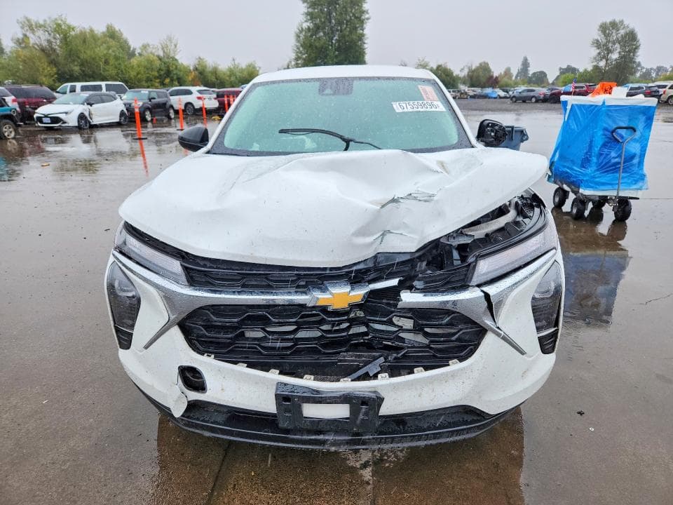 2024 CHEVROLET TRAX LS 5