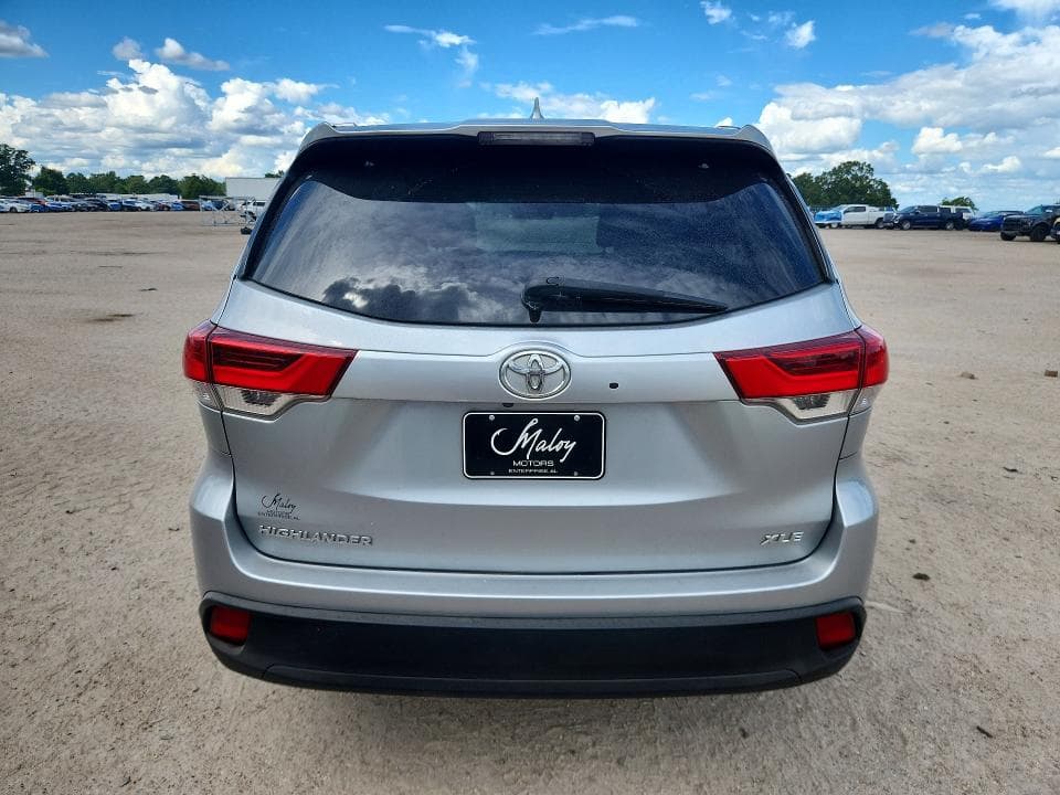 2018 TOYOTA HIGHLANDER XLE 6