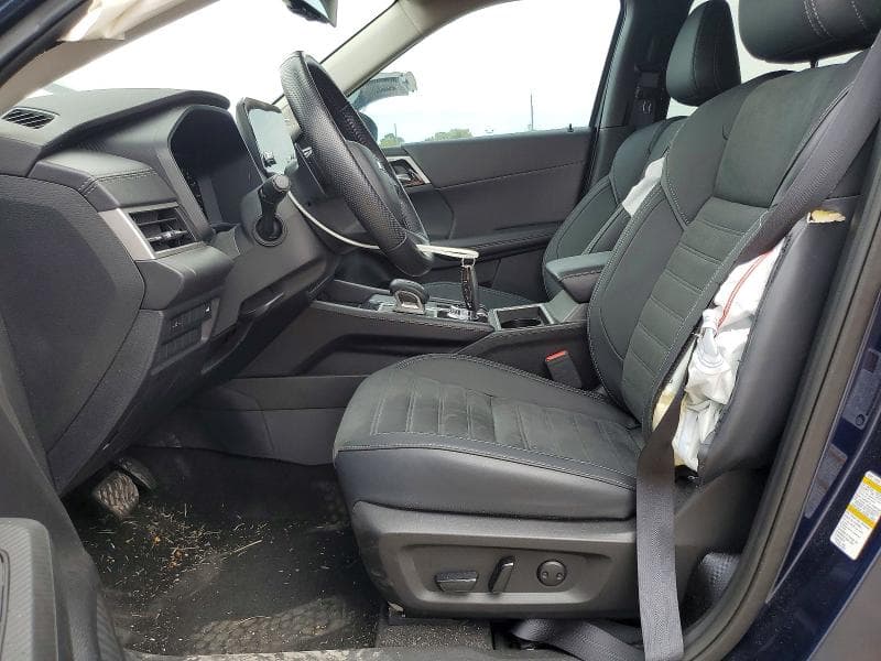 2024 MITSUBISHI OUTLANDER SE 7