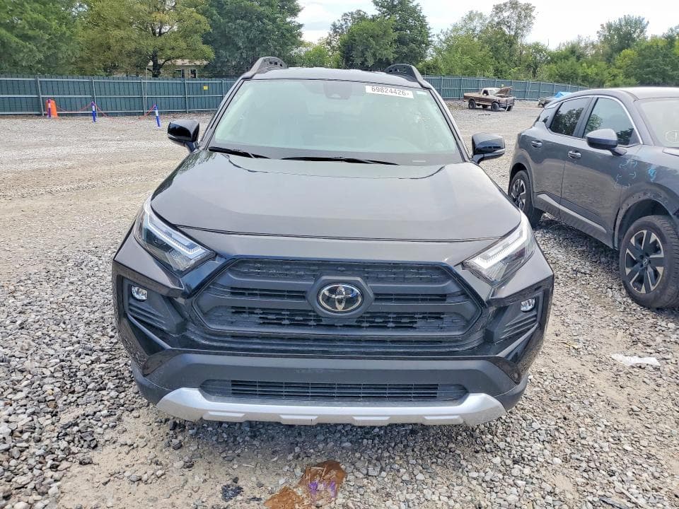 2024 TOYOTA RAV4 ADVENTURE 5