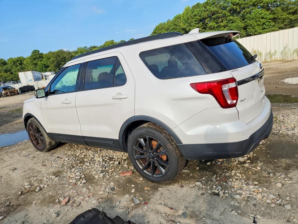 2017 FORD EXPLORER XLT 2