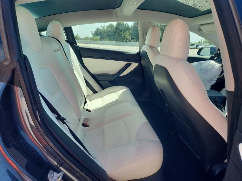 2019 TESLA MODEL 3 10