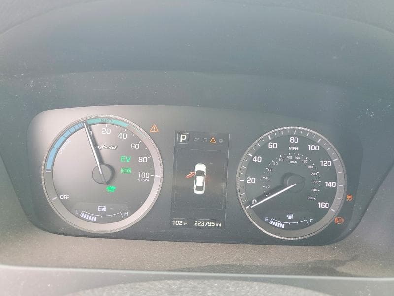 2017 HYUNDAI SONATA HYBRID SE 9