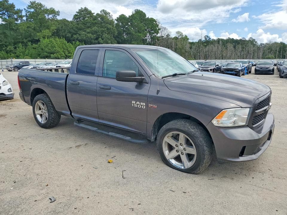 2017 RAM 1500 ST 4