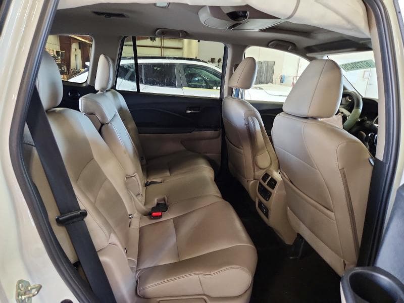 2020 HONDA PILOT TOURING 11