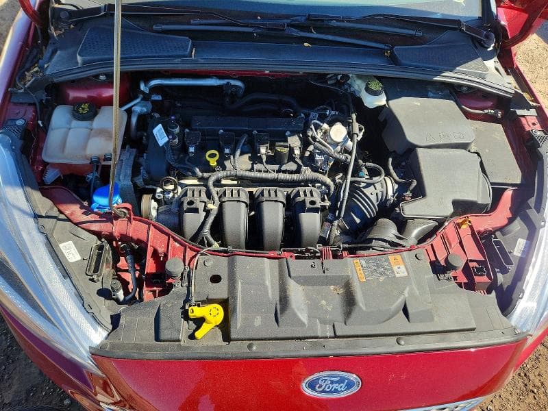 2017 FORD FOCUS SE 11