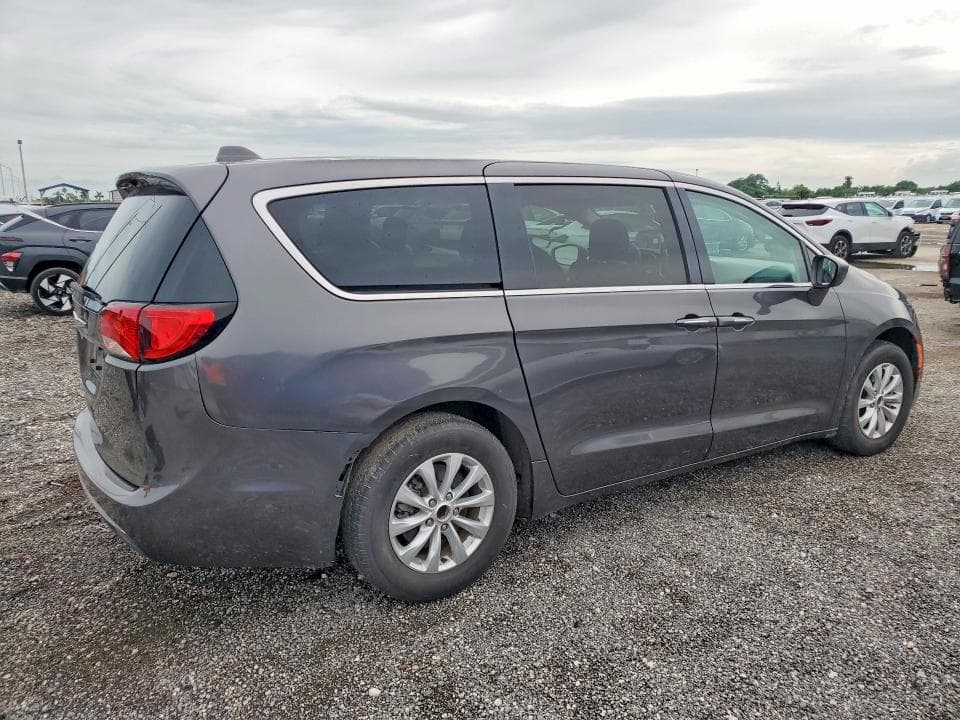 2019 CHRYSLER PACIFICA TOURING PLUS 3