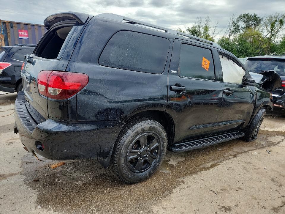 2018 TOYOTA SEQUOIA SR5 3