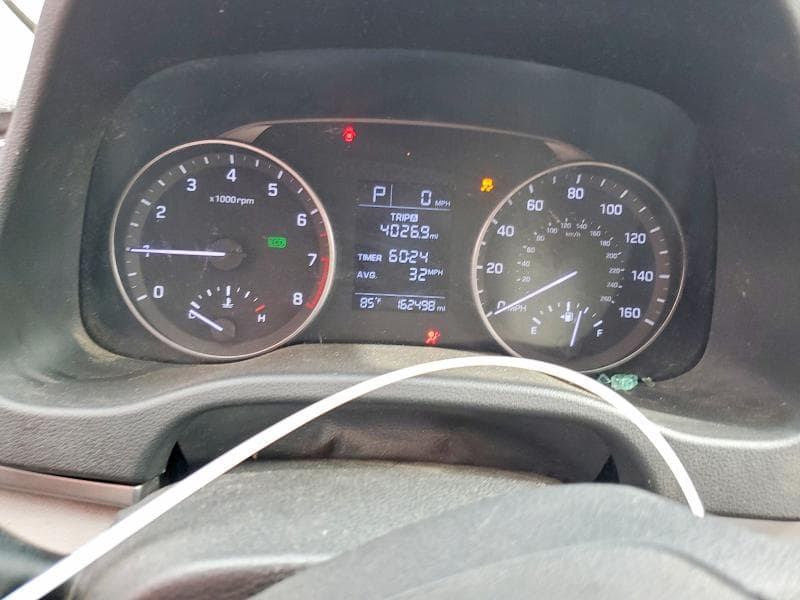 2017 HYUNDAI ELANTRA SE 9