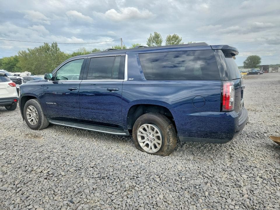 2017 GMC YUKON XL K1500 SLT 2