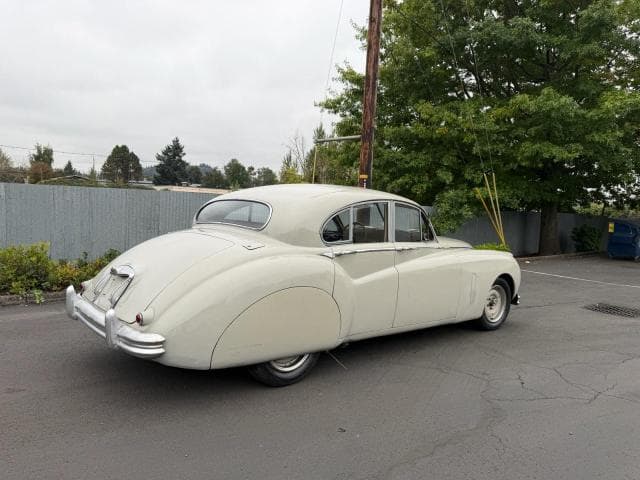 1953 JAGUAR MARK VII 4