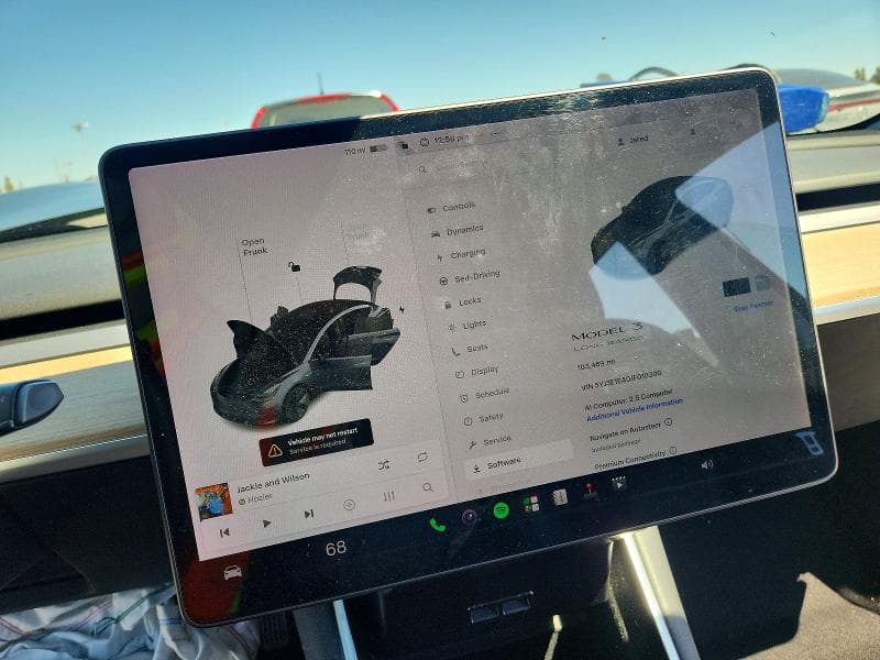 2018 TESLA MODEL 3 9