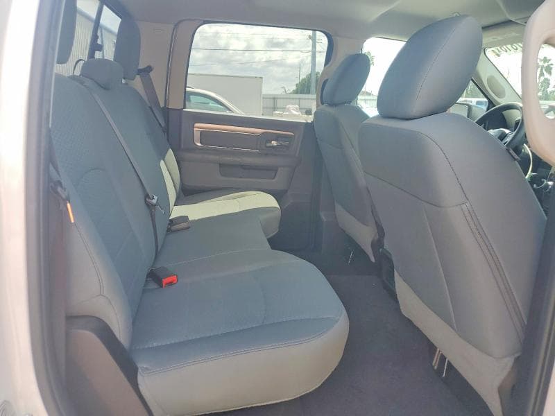 2019 RAM 1500 CLASSIC SLT 10