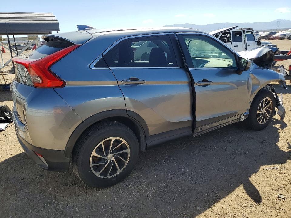 2020 MITSUBISHI ECLIPSE CROSS ES 3